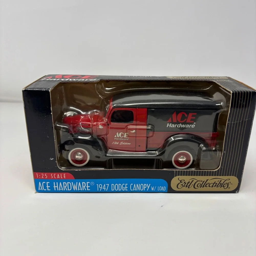 Ertl Ace Hardware‎ 13th Edition 1947 Dodge Canopy with Load Diecast Truck 1:25